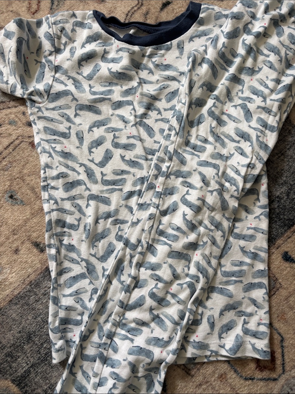 Burt's Bees Navy and White Whale Print Short Sleeve size 8